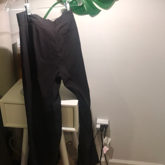 Dress pants - Picture 3 of 3